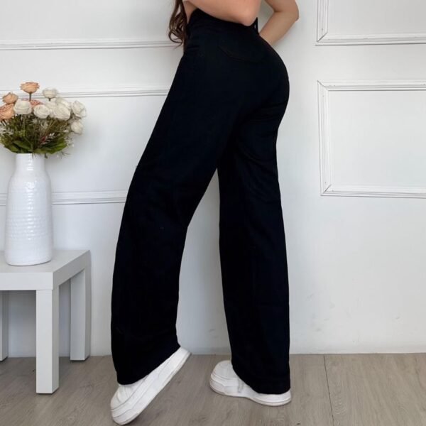 Pantalón de Corte Recto Negro - Image 3